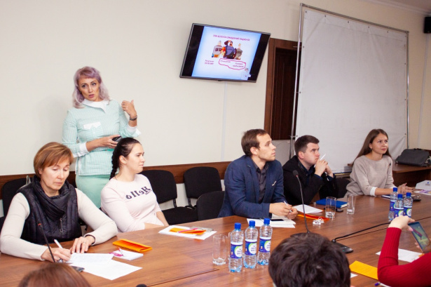 Руководители клиники FMC обсудили тему профилактики конфликтов на семинаре